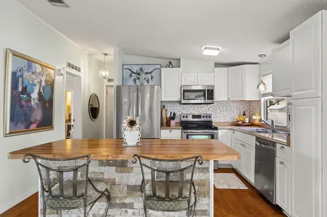 1657 Elkhart Circle Tavares FL 32778