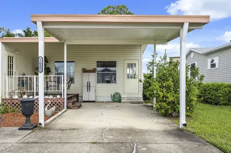 1657 Elkhart Circle Tavares FL 32778