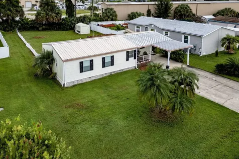 1657 Elkhart Circle Tavares FL 32778