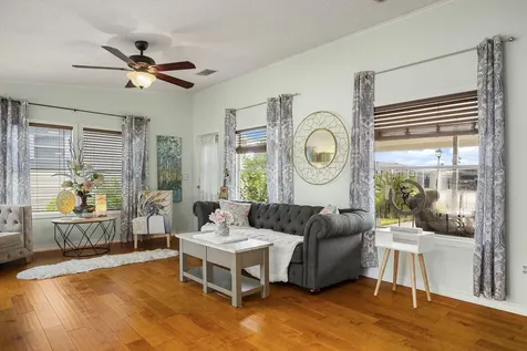 1657 Elkhart Circle Tavares FL 32778