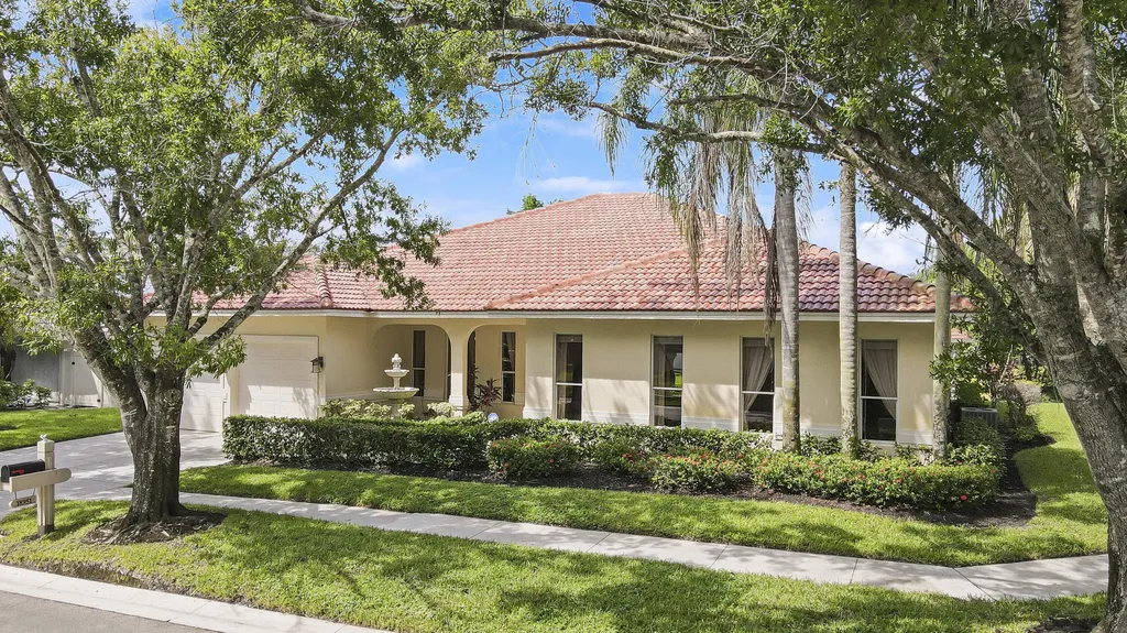 18951 Painted Leaf Court Jupiter FL 33458
