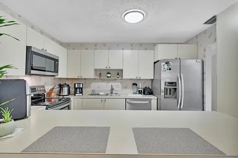 5383 Stonybrook Drive Boynton Beach FL 33437