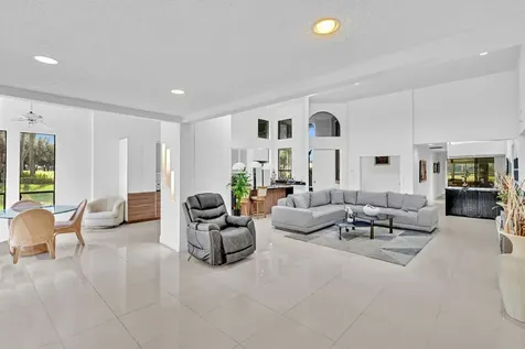 10126 Spyglass Way Boca Raton FL 33498
