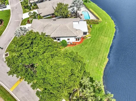 10126 Spyglass Way Boca Raton FL 33498