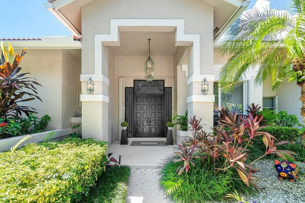 929 Parkside Circle Boca Raton FL 33486