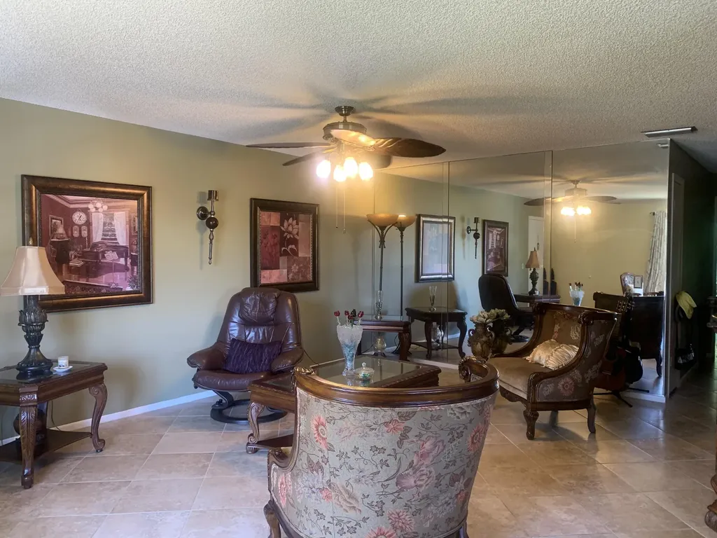 29 Lake Vista Trail Port Saint Lucie FL 34952
