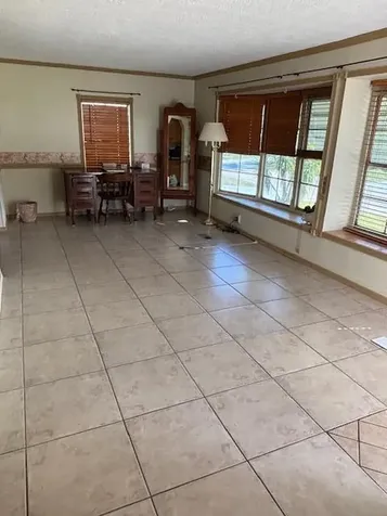 146 W Caribbean Port Saint Lucie FL 34952