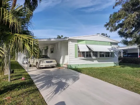 146 W Caribbean Port Saint Lucie FL 34952