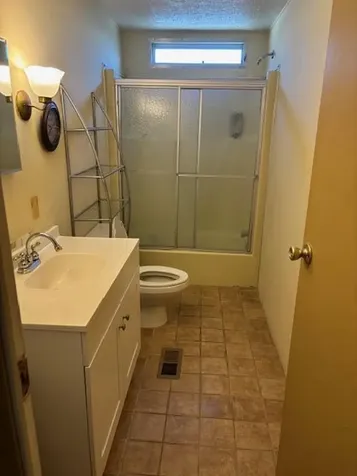 146 W Caribbean Port Saint Lucie FL 34952