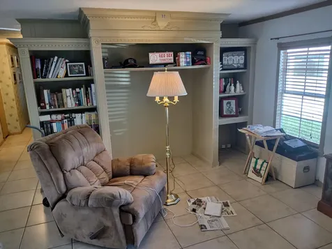 146 W Caribbean Port Saint Lucie FL 34952