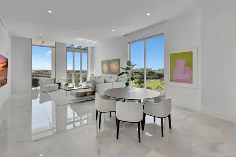 475 E Royal Palm Road Boca Raton FL 33432