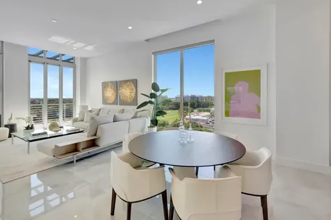 475 E Royal Palm Road Boca Raton FL 33432