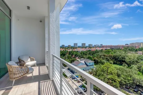 475 E Royal Palm Road Boca Raton FL 33432