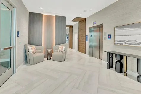 475 E Royal Palm Road Boca Raton FL 33432