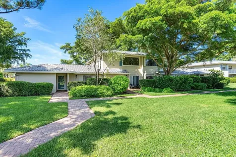13 Westgate Lane Boynton Beach FL 33436