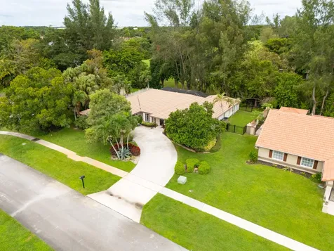 9459 Old Pine Road Boca Raton FL 33428