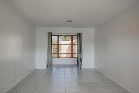 2111 Ne 1st 203 Court Boynton Beach FL 33435