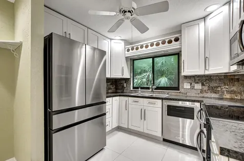 8923 Old Pine Road Boca Raton FL 33433