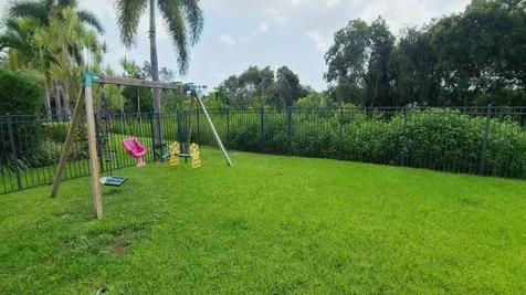 11786 Sw Bennington Circle Port Saint Lucie FL 34987