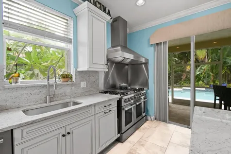 4576 Thornwood Circle Palm Beach Gardens FL 33418