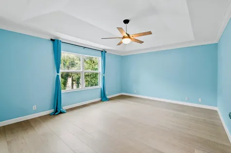 4576 Thornwood Circle Palm Beach Gardens FL 33418