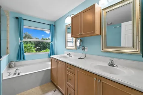 4576 Thornwood Circle Palm Beach Gardens FL 33418