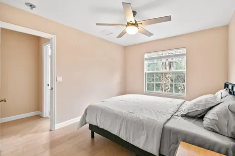 4576 Thornwood Circle Palm Beach Gardens FL 33418