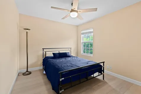 4576 Thornwood Circle Palm Beach Gardens FL 33418