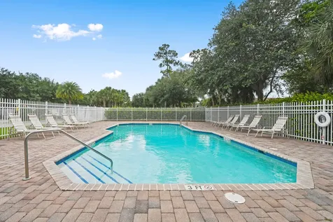 4576 Thornwood Circle Palm Beach Gardens FL 33418
