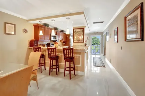 2721 Sw 15th Street Delray Beach FL 33445