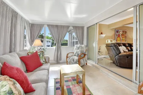 2721 Sw 15th Street Delray Beach FL 33445