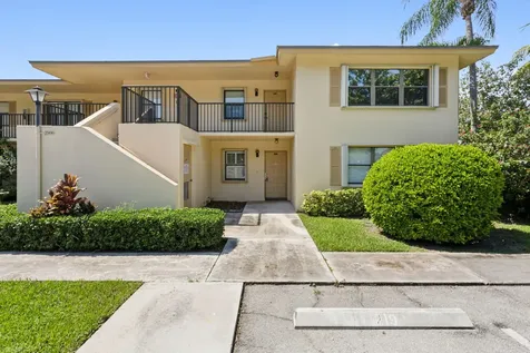 2900 SW 22nd Circle Delray Beach FL 33445