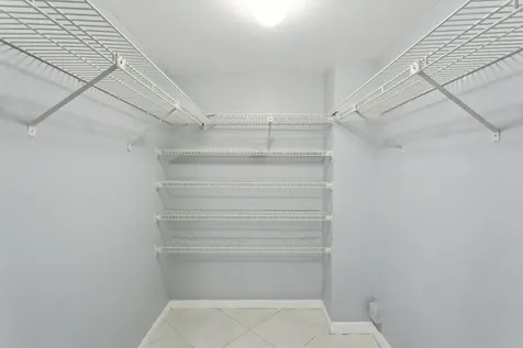 2900 SW 22nd Circle Delray Beach FL 33445