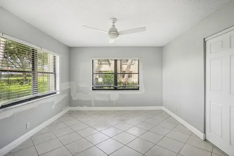 2900 SW 22nd Circle Delray Beach FL 33445
