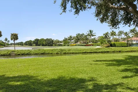 2900 SW 22nd Circle Delray Beach FL 33445