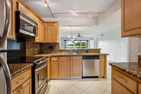 2900 SW 22nd Circle Delray Beach FL 33445