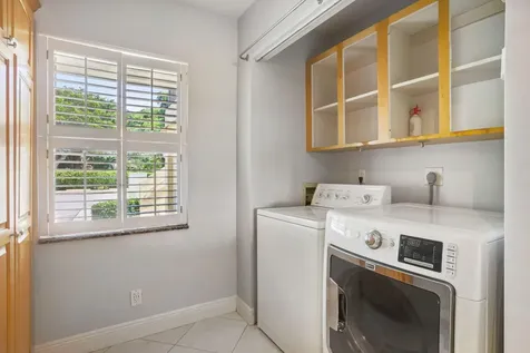 2900 SW 22nd Circle Delray Beach FL 33445