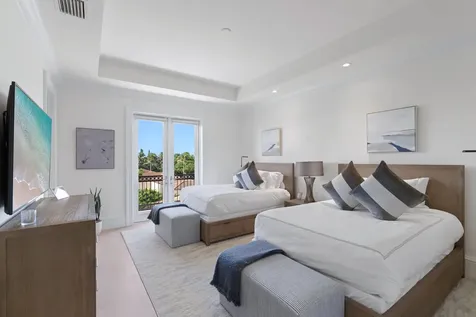 1040 S Ocean Boulevard Manalapan FL 33462