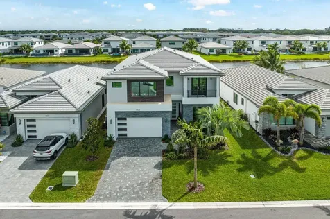 8525 Apple Falls Lane Boca Raton FL 33496