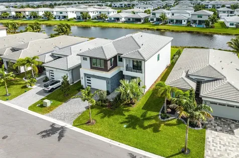 8525 Apple Falls Lane Boca Raton FL 33496