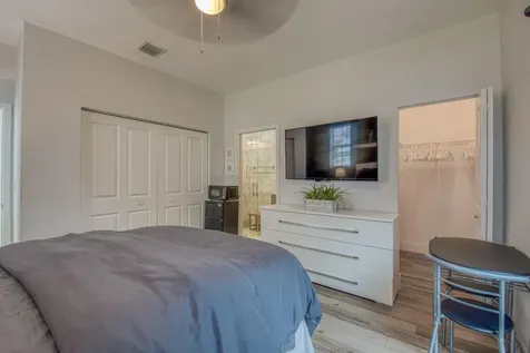 405 S M Street Lake Worth Beach FL 33460