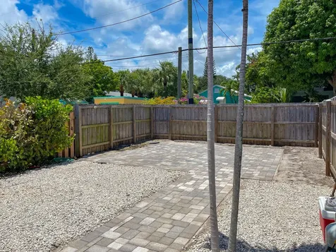 405 S M Street Lake Worth Beach FL 33460