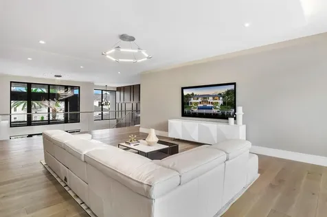 212 W Alexander Palm Road Boca Raton FL 33432