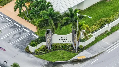 3250 Park Lane Boynton Beach FL 33435