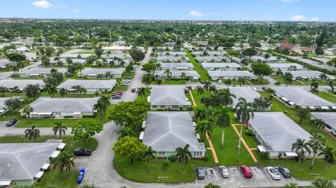 3250 Park Lane Boynton Beach FL 33435