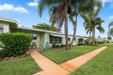 3250 Park Lane Boynton Beach FL 33435