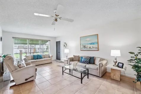 3250 Park Lane Boynton Beach FL 33435