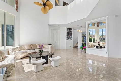 560 Sw 15th Street Boca Raton FL 33432