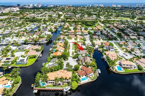 560 Sw 15th Street Boca Raton FL 33432