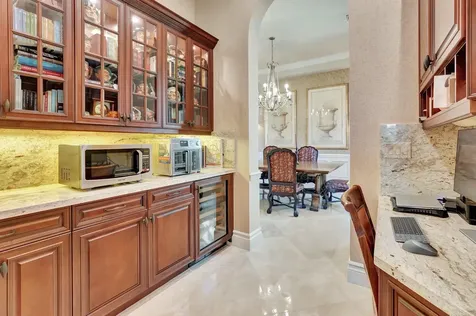 9230 Este Lago Drive Boca Raton FL 33496
